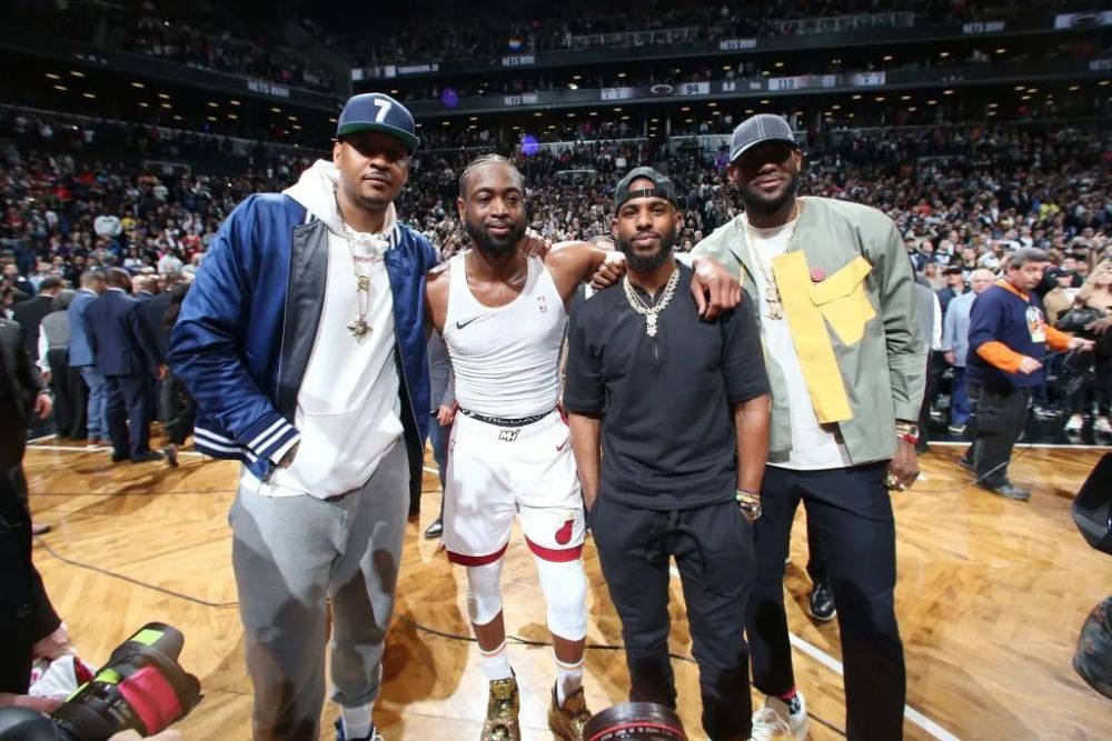 西甲：巴萨梅西助攻队友破门