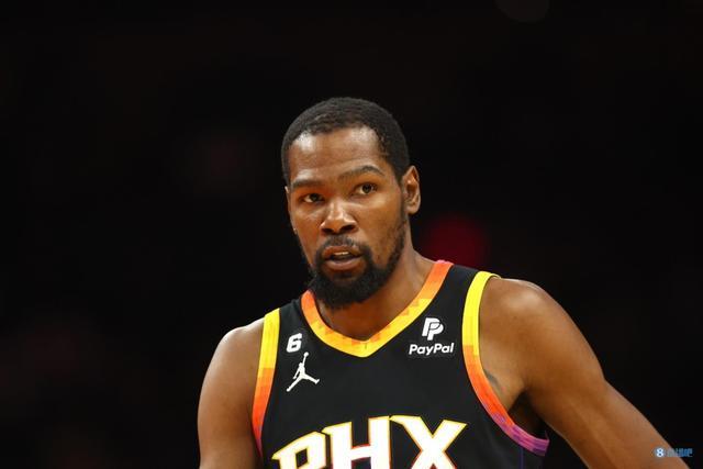 米切尔16分阿伦18+6 骑士29分大胜爵士结束4连败