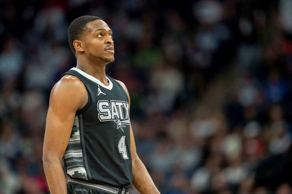 铃木一朗在洋基队与基特共同组成的“传奇前两棒”引发了复古棒球潮