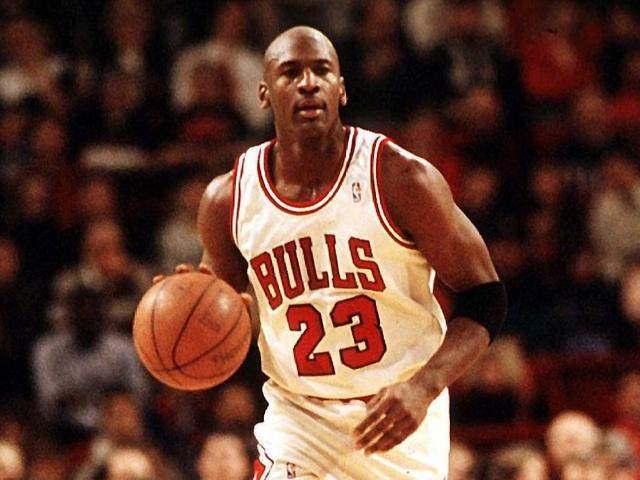 蒂贾尼·赖因德斯当选天空体育英超本轮对阵切尔西一役的最佳球员。🇳🇱💫 来源：City Xtra