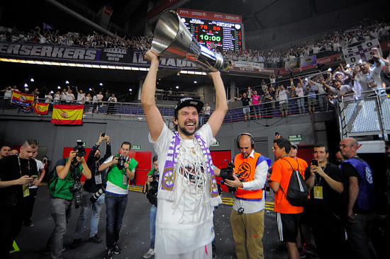 北京国安恩加德乌防住挪威联赛神锋 再防申花米内罗 应该没问题吧